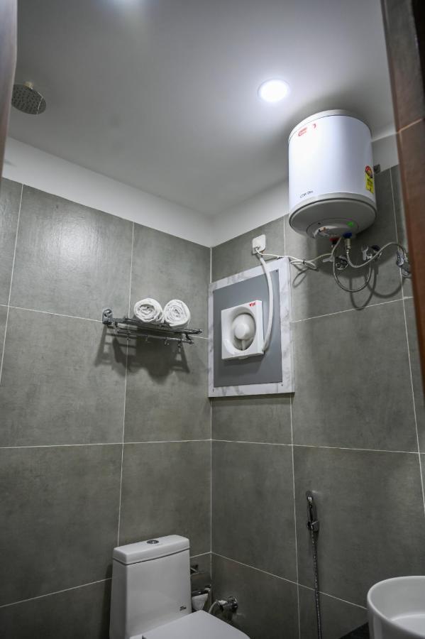 Hotel 7 Heaven Dehradun Ngoại thất bức ảnh